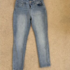 Wallflower Light Blue Women Jeans